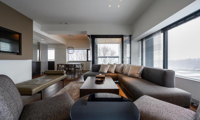 Hirafu Apartment | Hinzan 401A 2Bdrm Penthouse