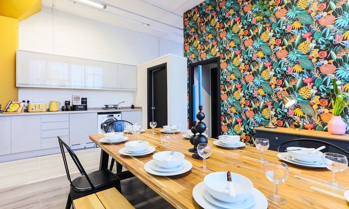 Hackney Wick Apartment | Hipster Hackney Spirits/Chill vibes/Sleeps 10!