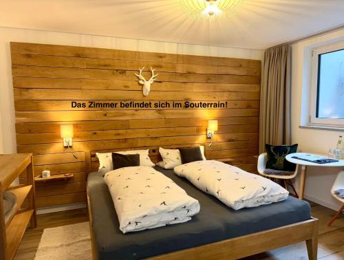 Utting am Ammersee House | Hirschzimmer & Strandzimmer