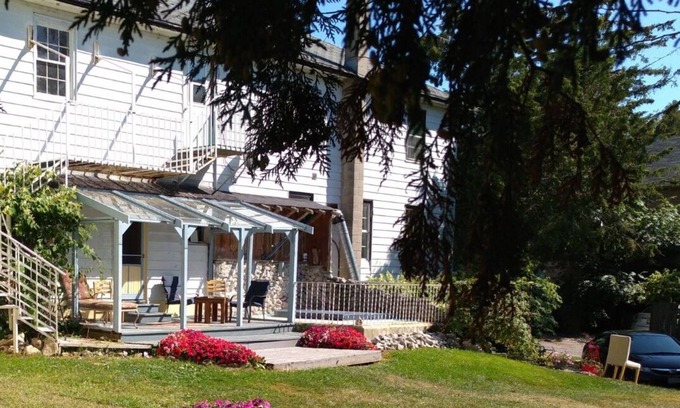 Port Albert House | Historic Inn Vacation Rental