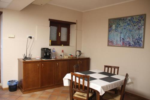 L'Aquila Bed & Breakfast | Historia 99