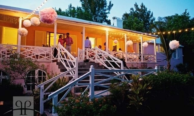 Somerset Village Villa | Historic 1780’s Beach House with Large Veranda! Nestled on Cambridge Beach!