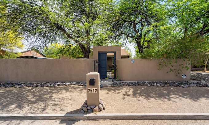 Blenman-Elm House | Historic 1944 2-Bedroom Bungalow Near the University of Arizona