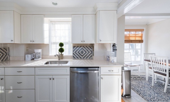 Historic Hill House | Historic 4-Bedroom Home in the Heart of Newport