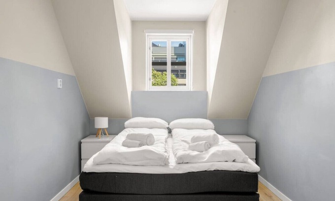 Bergen City Centre Apartment | Historic Bergen Home | Free Parking!