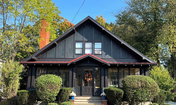 Hamburg House | Historic Bulldog Bungalow