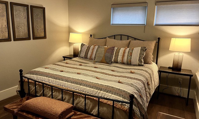 Folsom Cottage | Historic Folsom! Book your stay now!