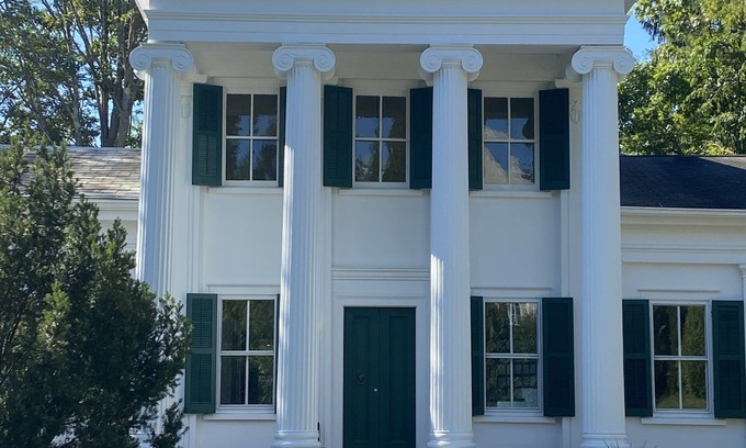 Brookville House | HISTORIC HALL HOUSE