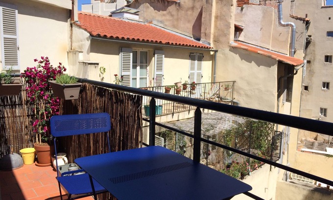 Noailles Apartment | Historic heart of Marseille 2 minutes from the Old Port