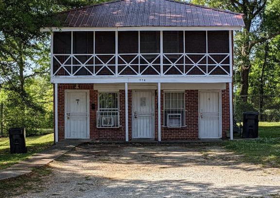 Tuskegee House | HISTORIC HILL APARTMENTS (Duplex)