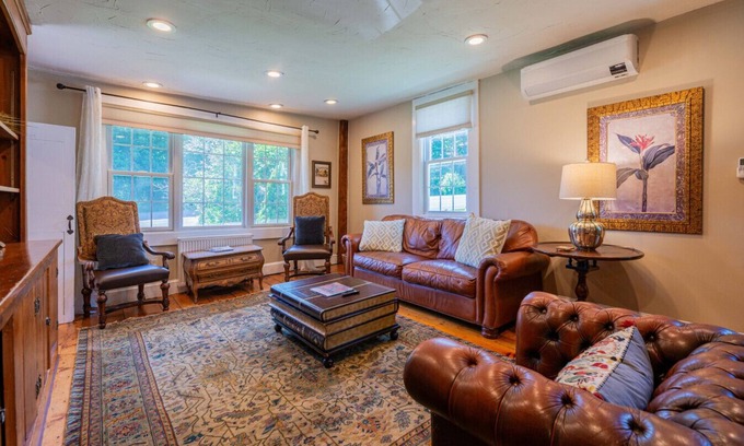 Manchester Center Apartment | Historic Home with Colonial Charm in Manchester