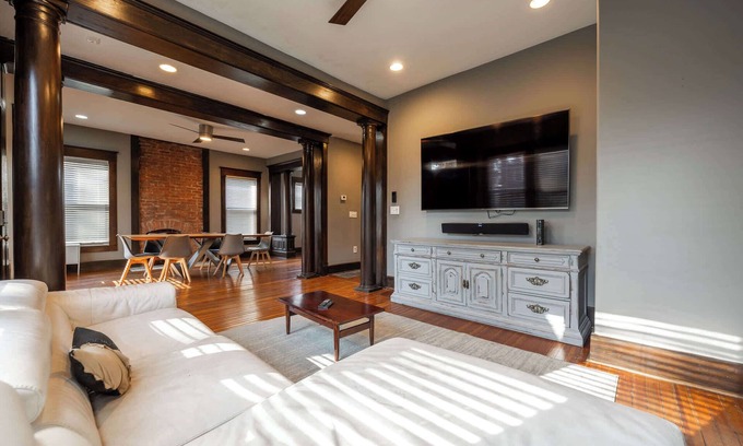 Near Northside House | Historic Hoosier Home w/Modern Touches in Fall Creek