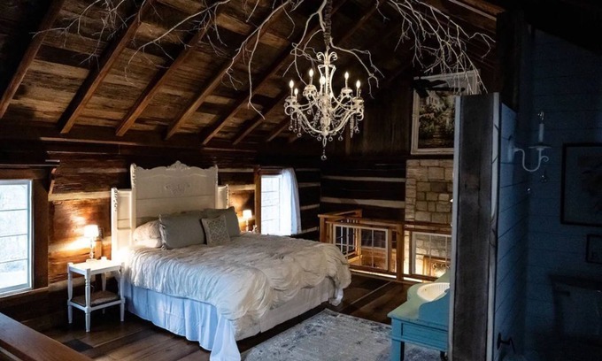 Hendersonville Cabin | Historic Log Cabin, Dreamy Loft Suite, Stone Frpl.