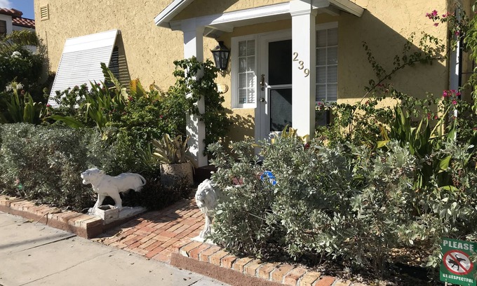 Southside House | Historic Mediterranean Two Bedroom Retreat