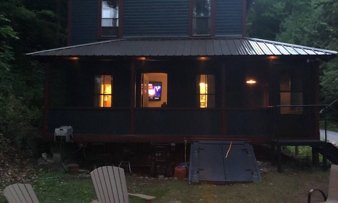 Star Lake House | Historic Star Lake Cottage & Lake Lot