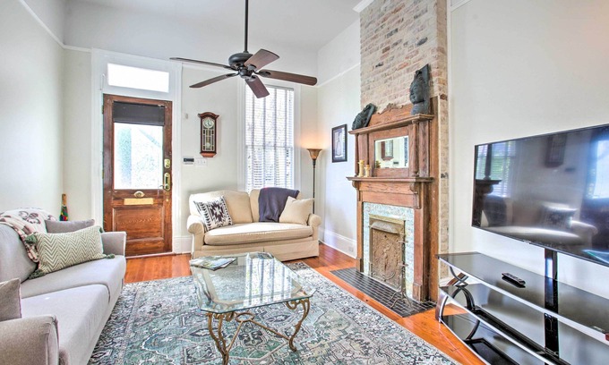 Mid-City House | Historic Townhome - 2 Mi to French Quarter!