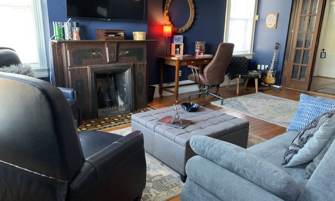 Covington House | Historic Tres House , “Tres” for 3 floors of Charm!