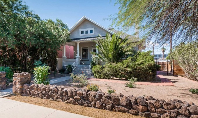 West University House | Historic University 1 Bedroom!