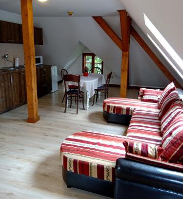 Strasnice Apartment | Historic Villa Apartments