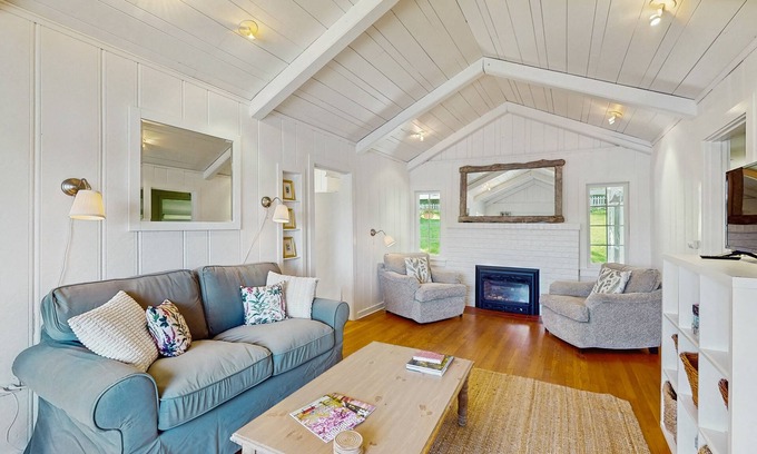 Bainbridge Island House | Historic Waterfront Farmhouse with Stunning Eagle Harbor Views