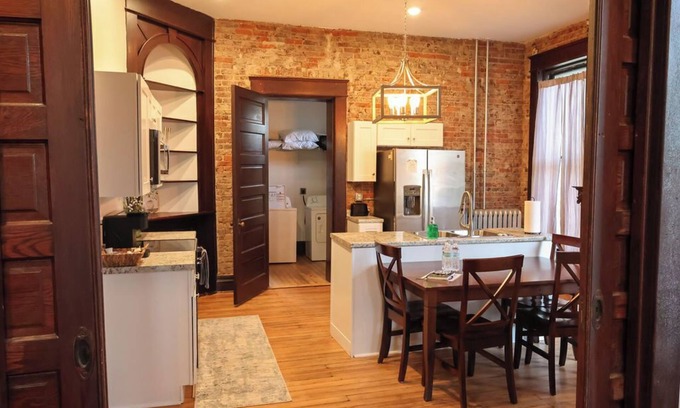 Bowling Green Apartment | Historical Condo downtown BG!