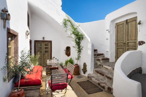 Pyrgos Villa | Historical Villa Santa Croce