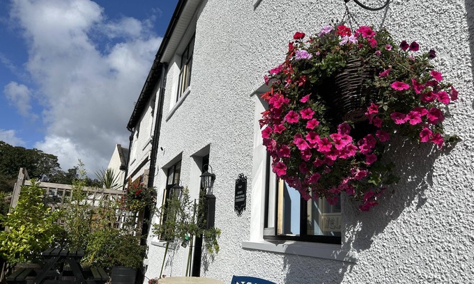 Heysham Cottage | Historical Village Cottage - Pet Friendly
