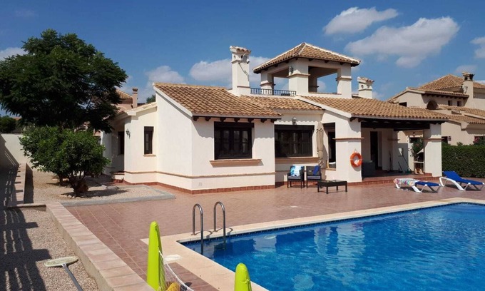 Hacienda del Alamo Villa | HL 027 Holiday rentals 3 Bedrooms 2 Bathroom villa