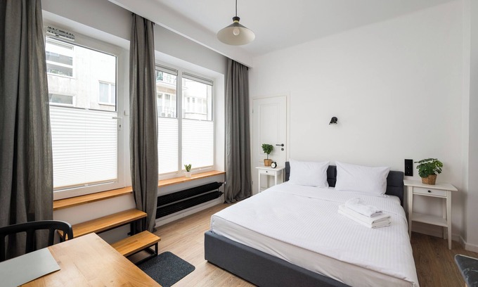 Centrum Apartment | Hoża 35 City Centre Studio #1