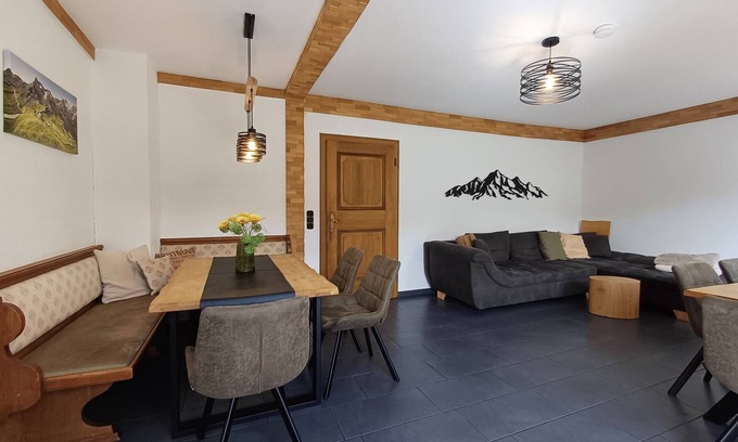 Schuttdorf House | Hochtenn Lodge in Zell am See