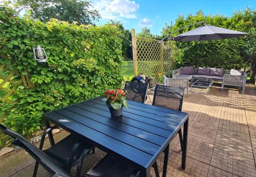 Schwanbeck Apartment | HoLa Auszeit - ehemalige Scheune am Dassower See