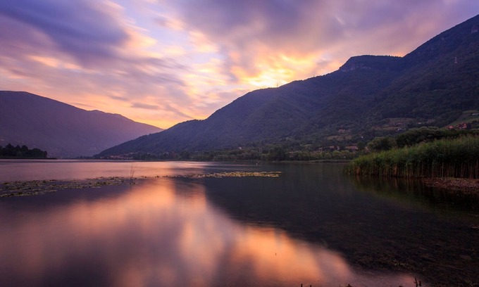 Monasterolo del Castello House | Holiday House - "RESIDENCE LAGO DI ENDINE"