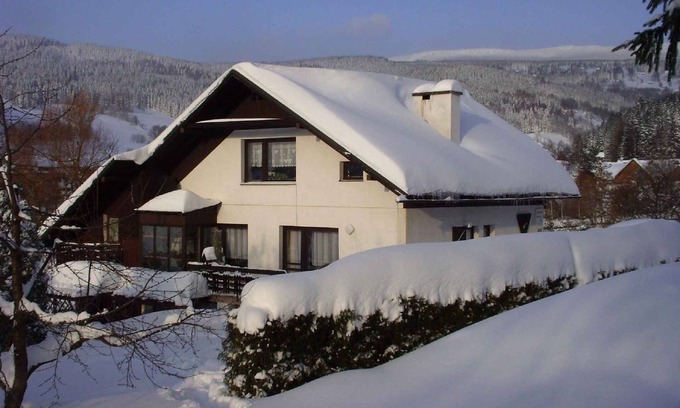 Rokytnice nad Jizerou Apartment | Holiday apartment with outdoor swimming pool