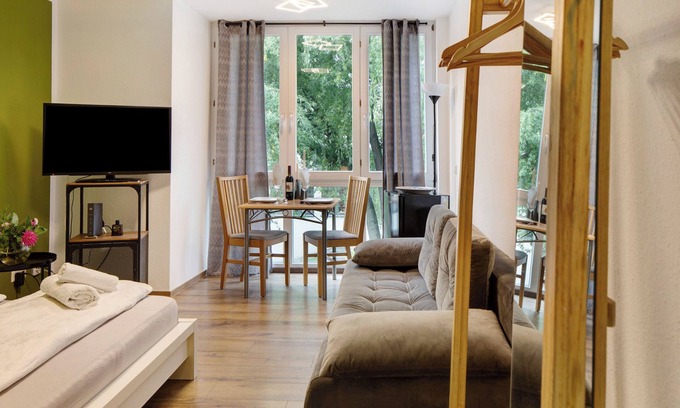 Unterwiehre-Nord Apartment | Holiday Apartment 'Studio In The City of Freiburg' with Wi-Fi