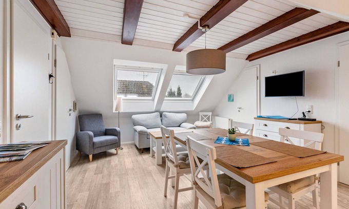 Busumer Deichhausen Apartment | Holiday Apartment 'Backbord' with Wi-Fi