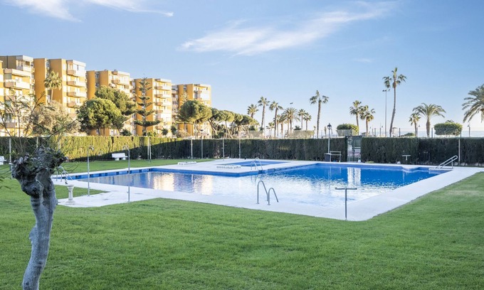 La Cala del Moral Apartment | Holiday Apartment "Miramar" with Shared Pool, Private Terrace and Wi-Fi