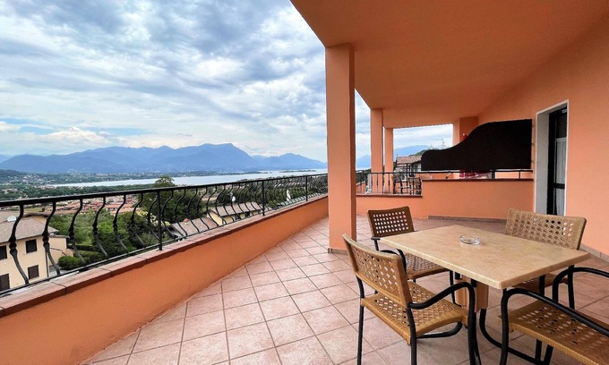 Manerba del Garda Apartment | Holiday apartment Manerba del Garda for 1 - 4 persons with 1 bedroom - Holiday apartment in one or m