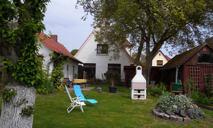 Bergen auf Ruegen Apartment | Holiday apartment mit Garten