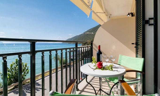 Vassiliki Apartment | Holiday Apartment 'Apostolos Apartment 2' Close to Beach with Sea View