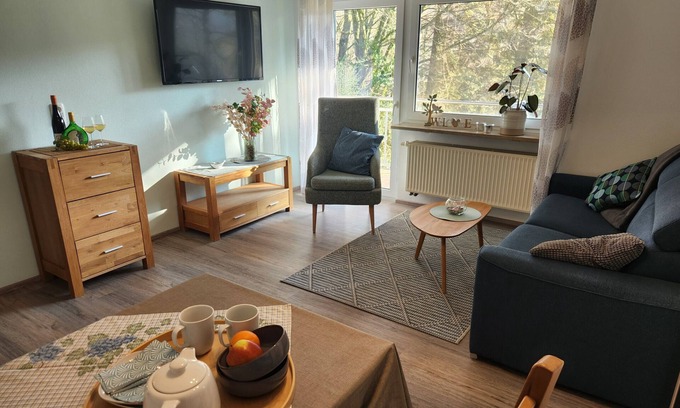 Iphofen Apartment | Holiday Apartment 'Bacchus' with Private Balcony, Shared Terrace