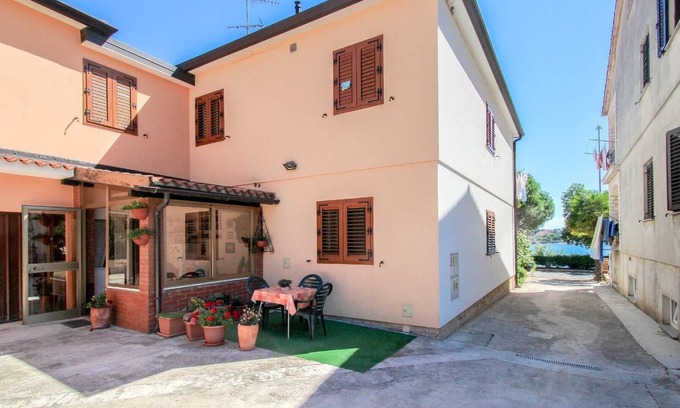 Karigador Apartment | Holiday apartment Brtonigla for 1 - 2 persons with 1 bedroom - Holiday apartment