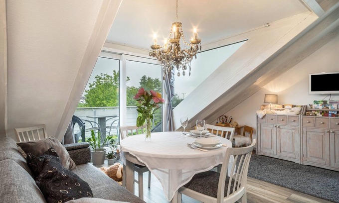 Meckenbeuren Apartment | Holiday Apartment "Straub" with Mountain View, Balcony & Wi-Fi