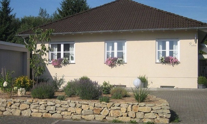 Quierschied Apartment | Holiday apartment by the forest