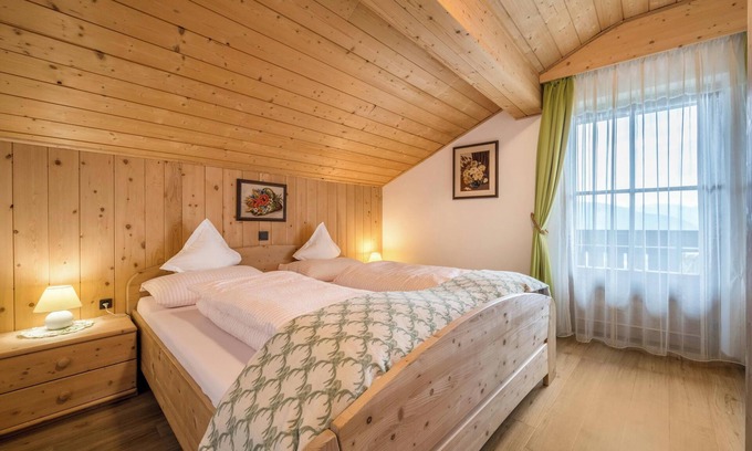 Spinga Apartment | Holiday Apartment "Himmelreich" with Mountain View, Balcony & Wi-Fi