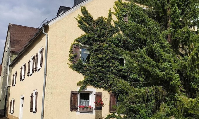 Hoechstaedt im Fichtelgebirge House | Holiday apartment Höchstädt for 1 - 4 persons with 1 bedroom - Holiday house