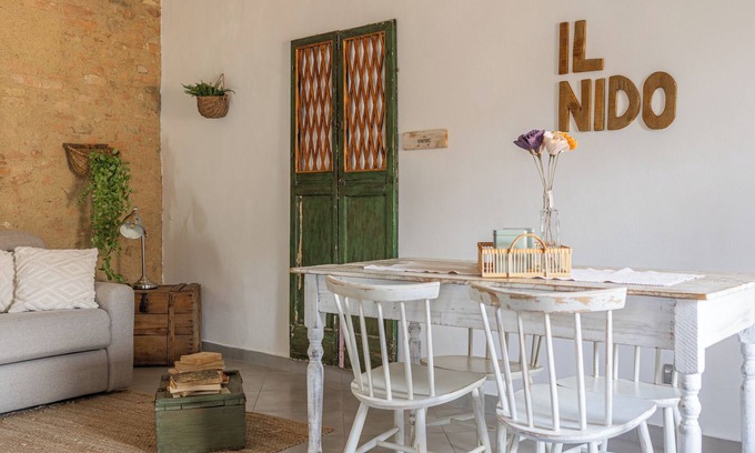 Buonconvento Apartment | Holiday Apartment 'Il Nido' with Air Conditioning and Wi-Fi