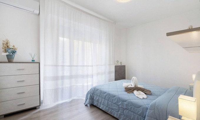 Finalborgo Apartment | Holiday Apartment "Sea & Bike Finale Ligure" with Balcony & Wi-Fi