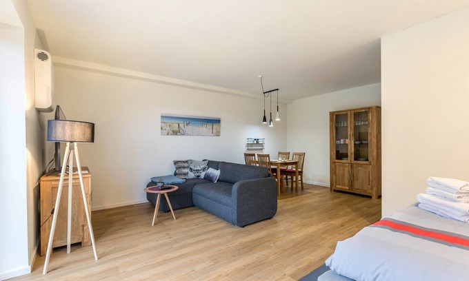 Husbyholz Apartment | Holiday Apartment 'Kattberg 8' with Shared Garden and Wi-Fi