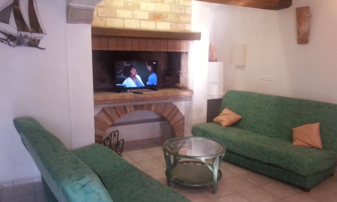 Labruguiere House | Holiday apartment Labruguière for 4 - 10 persons with 3 bedrooms - Holiday house