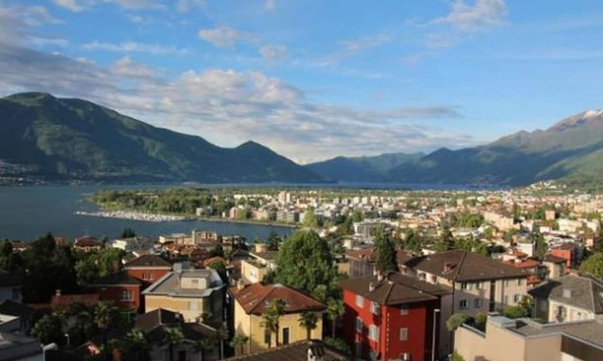 Muralto Apartment | Holiday apartment Locarno (Stadt) for 1 - 8 persons with 3 bedrooms - Holiday apartment in one or mu